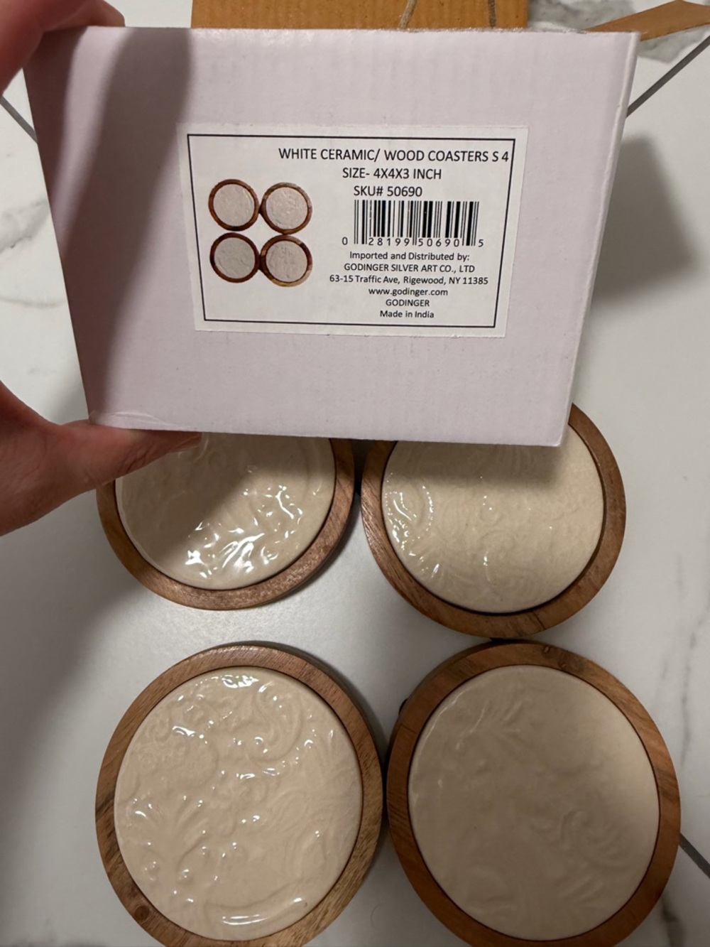 Godinger White Ceramic and Wood Coaster Set of 4 new